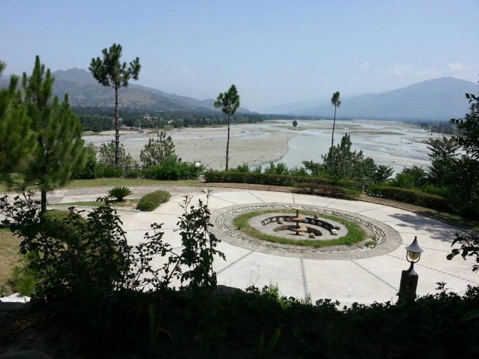 Rock City Resort Mingora Exteriér fotografie